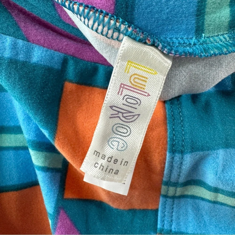 LuLaRoe One Size (OS) Leggings – Buttery Soft Stretchy Printed Leggings